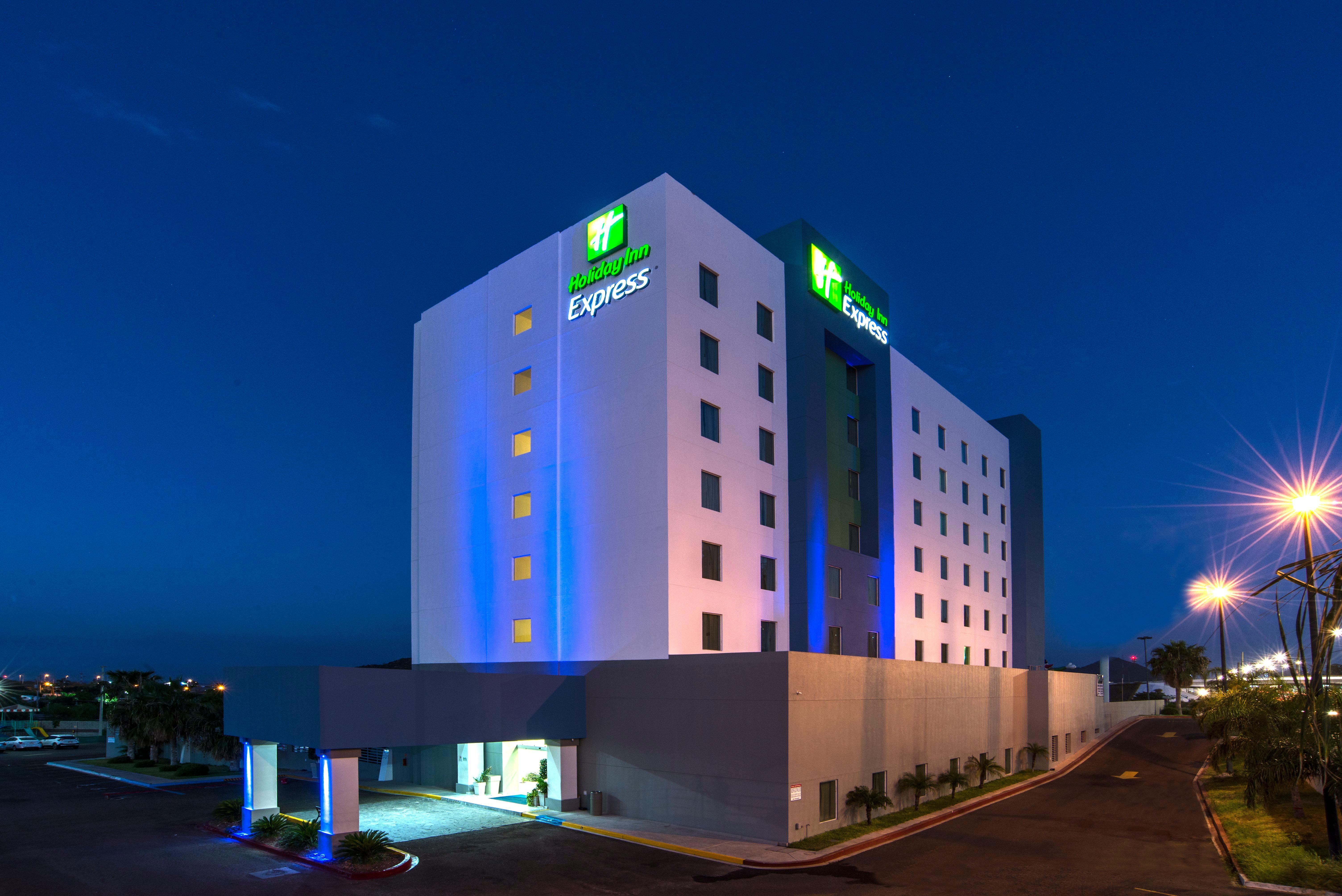 ฮอลิเดย์อินน์ เอ็กซ์เพรส ไกวมัส Guaymas ภายนอก รูปภาพ Holiday Inn Express Lima Airport