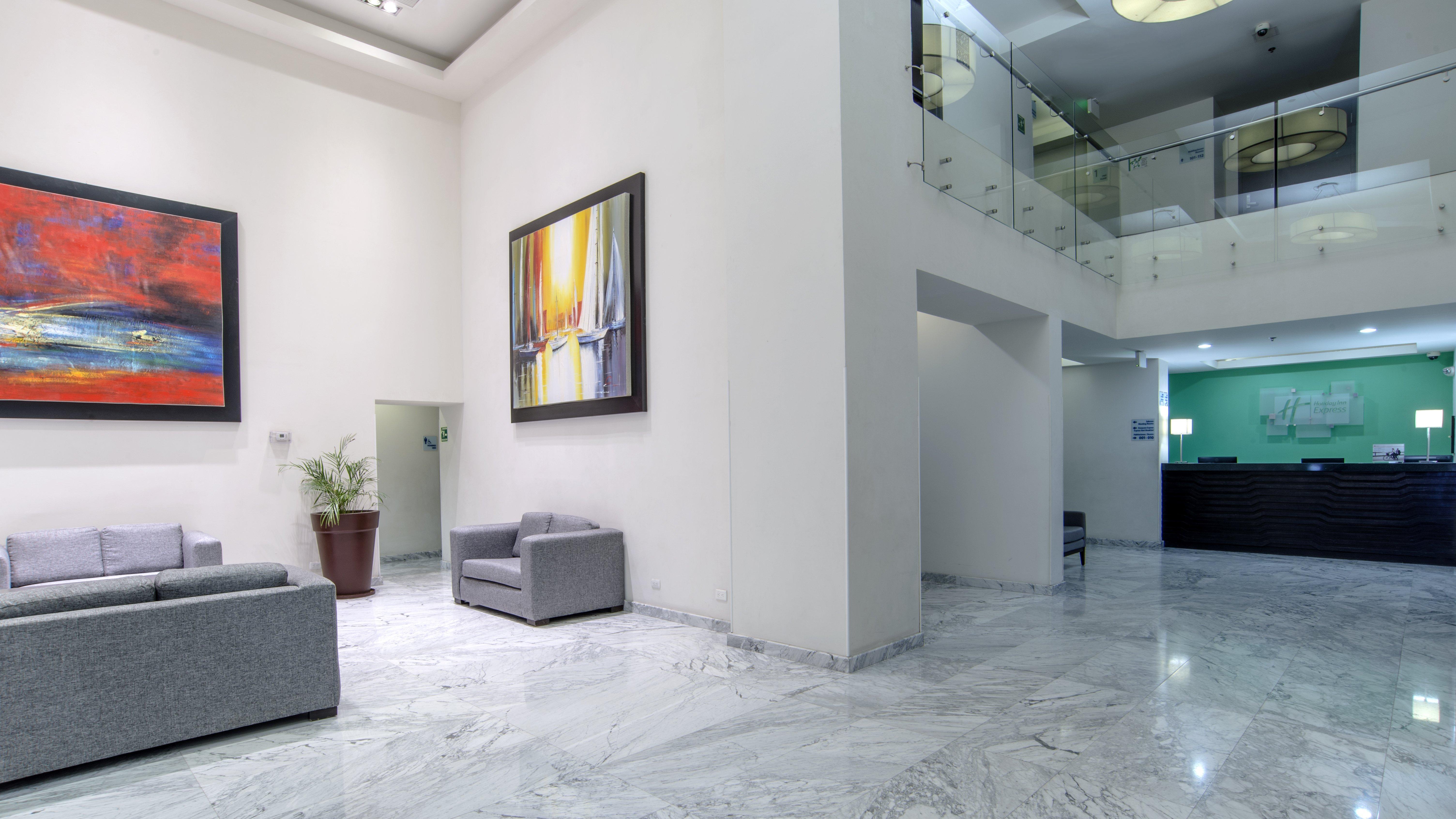 ฮอลิเดย์อินน์ เอ็กซ์เพรส ไกวมัส Guaymas ภายนอก รูปภาพ Interior of the hospital